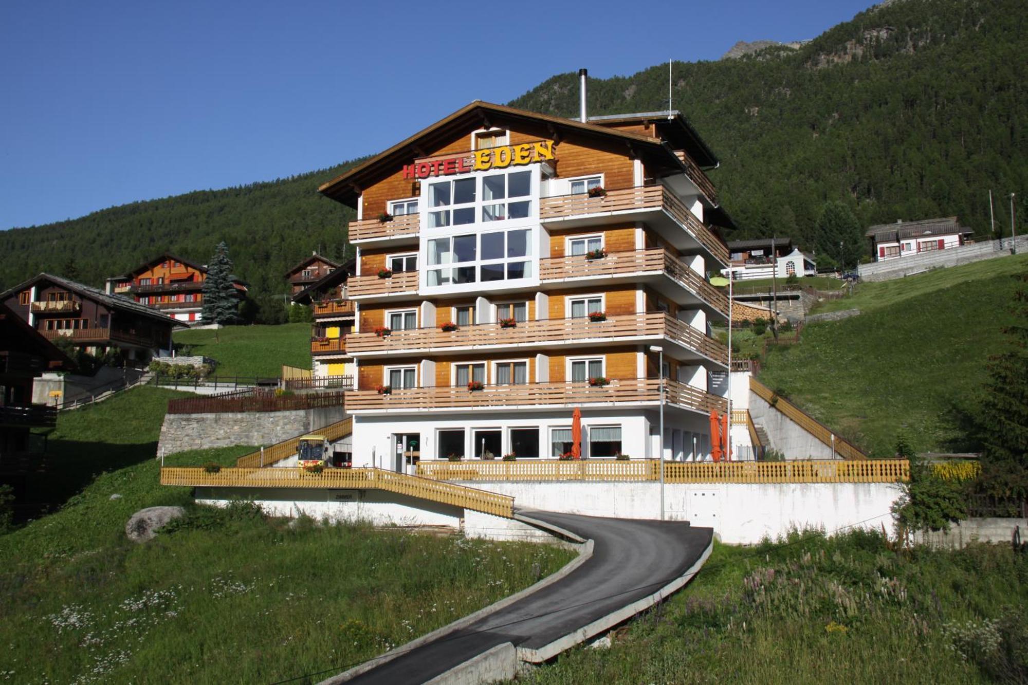 Hotel Eden Grachen Bagian luar foto